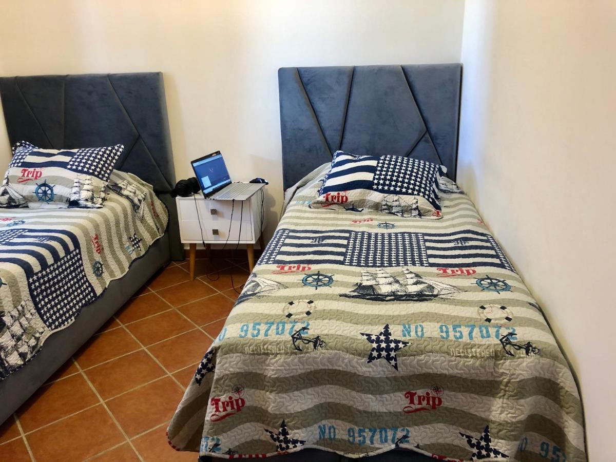 Brand New Beautiful Vacation House - Family Only 카보 네그로 외부 사진